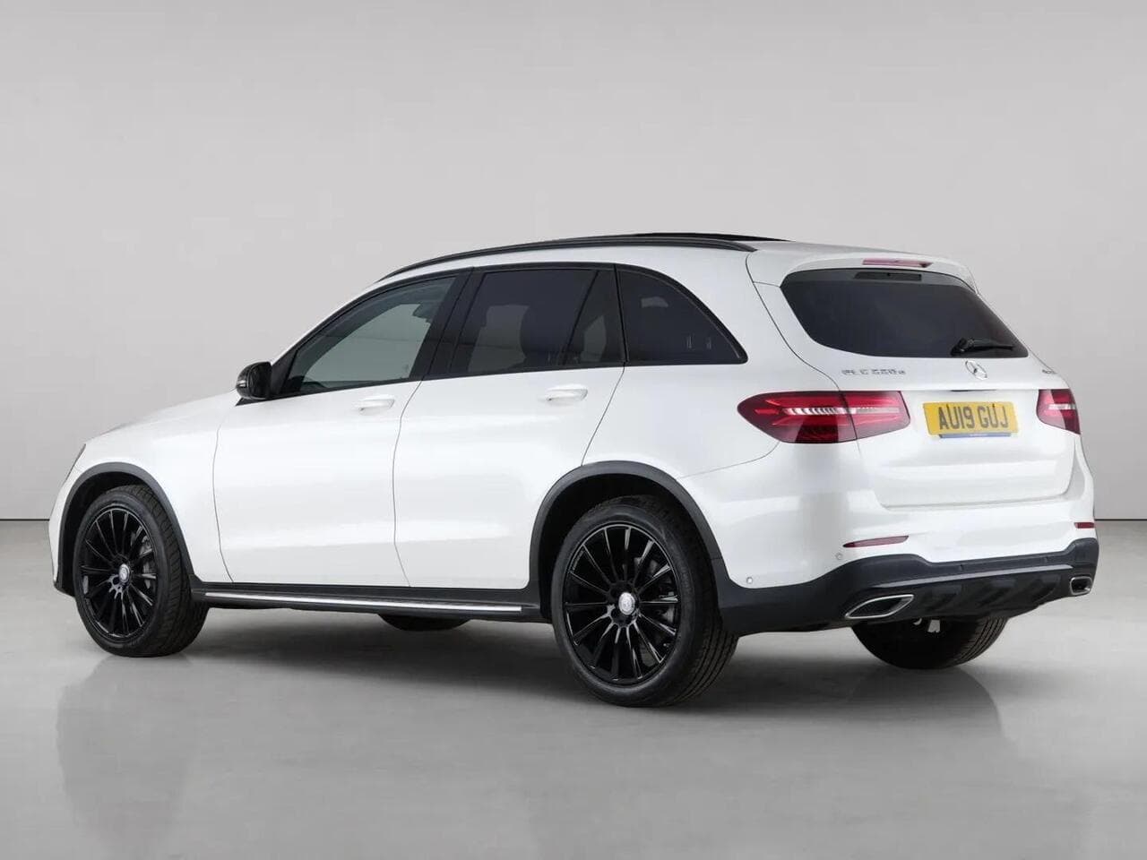 Mercedes-Benz GLC thumbnail Rear Left