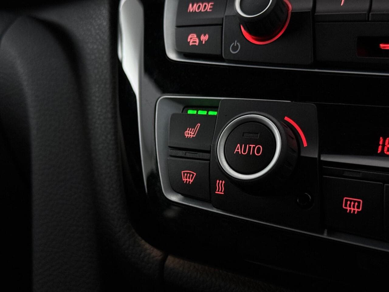 BMW 4 Series thumbnail Misc Controls