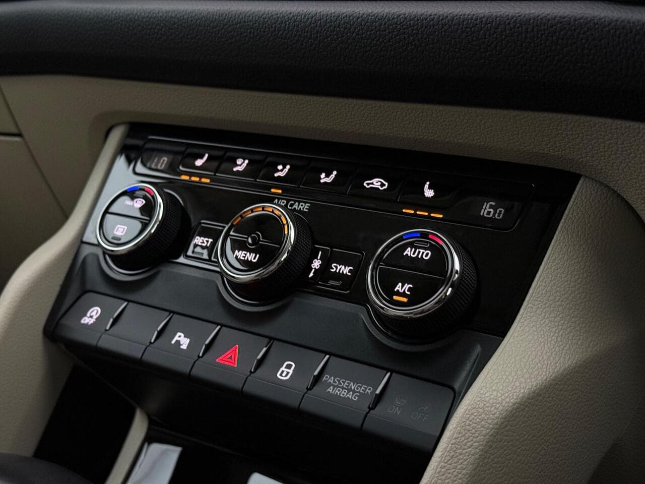 Skoda Kodiaq thumbnail Misc Controls