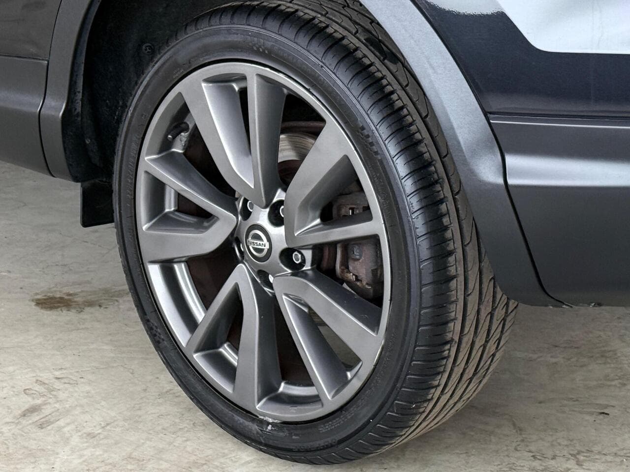 Nissan Qashqai thumbnail Wheel