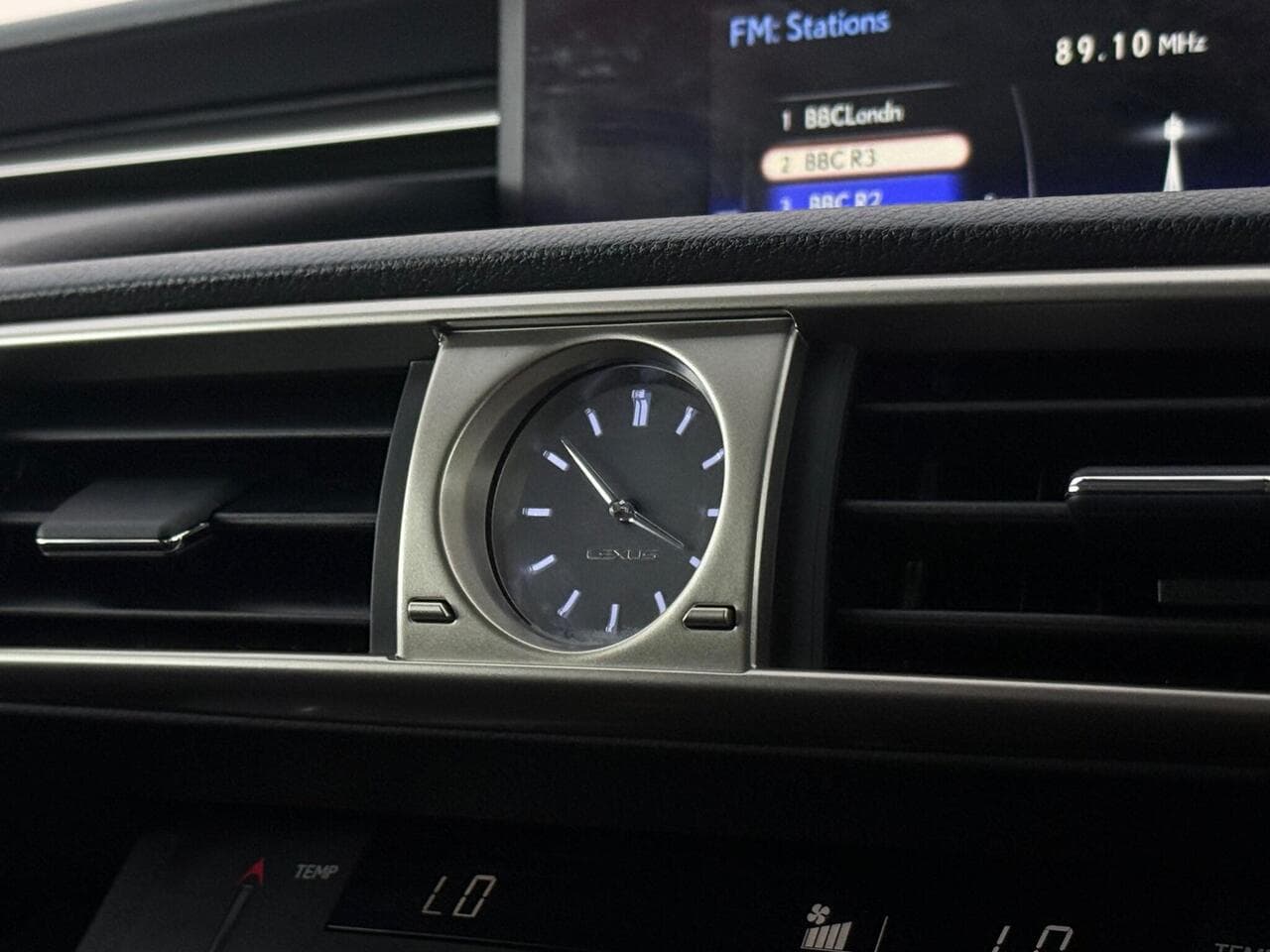 Lexus IS thumbnail Misc Controls