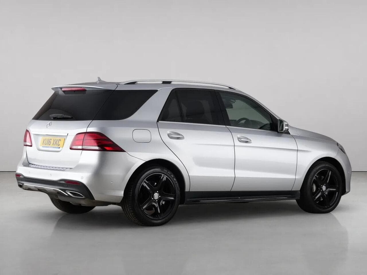 Mercedes-Benz GLE thumbnail Inconclusive