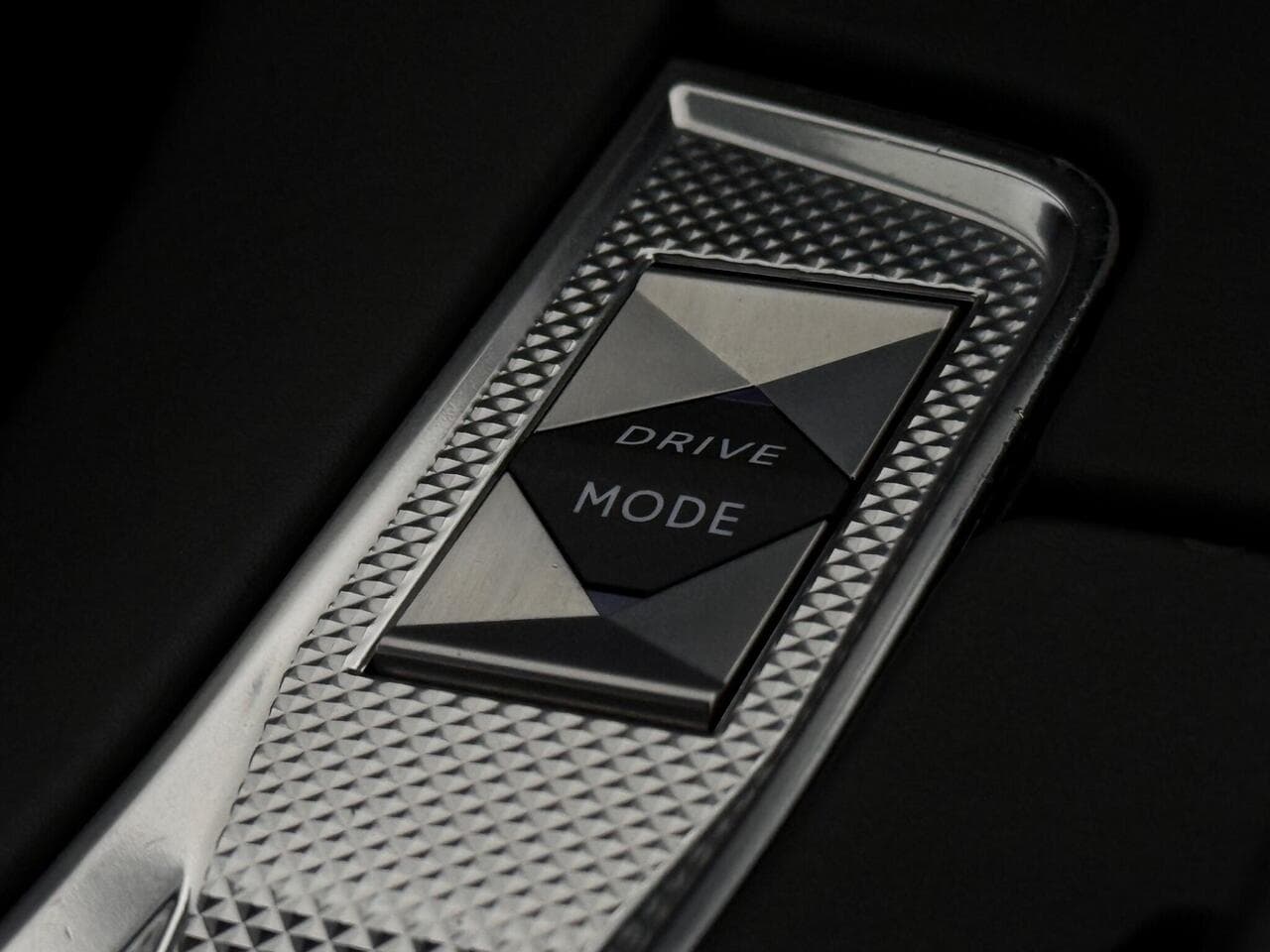 DS AUTOMOBILES DS 7 CROSSBACK thumbnail Misc Controls