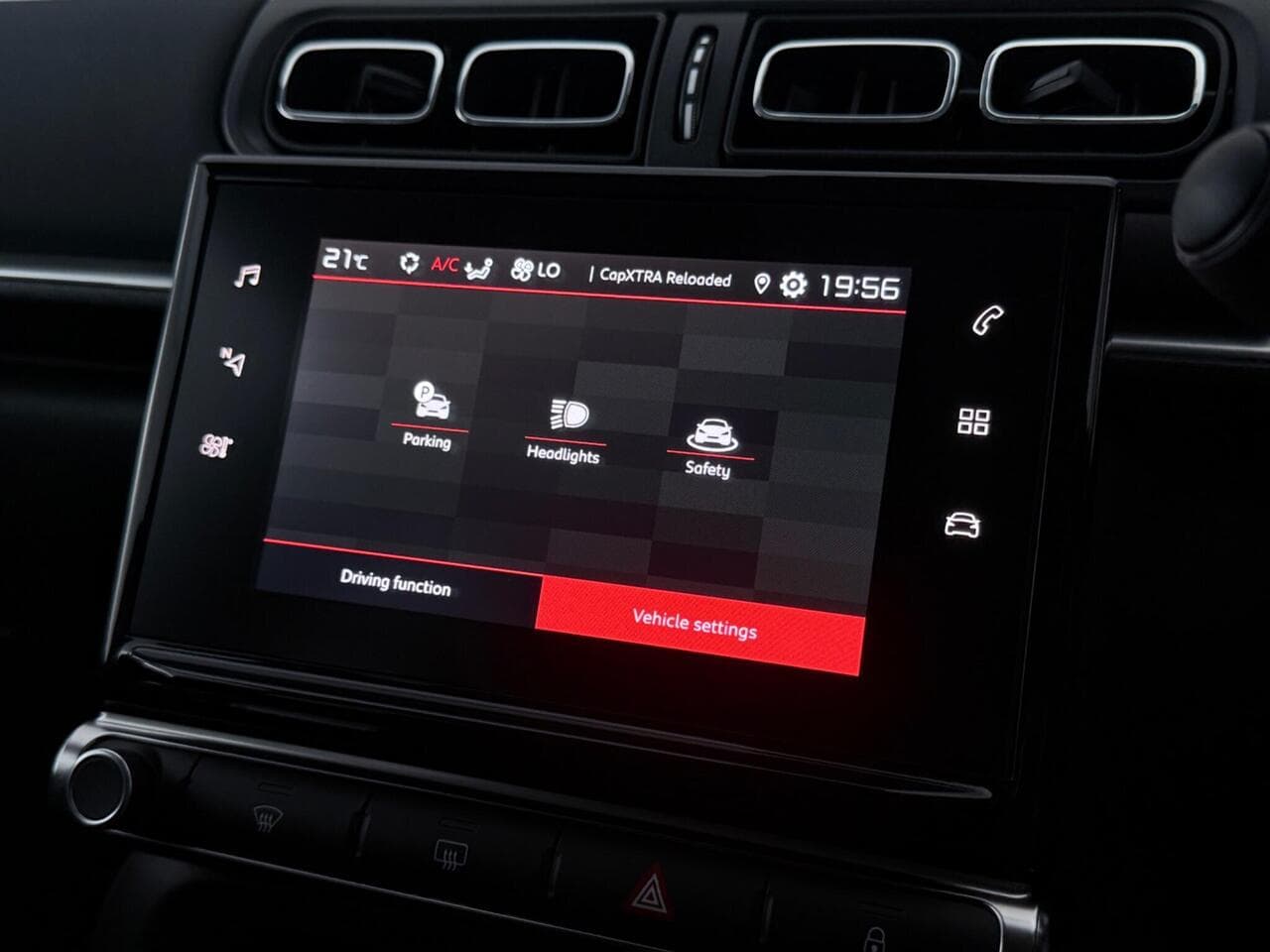 Citroen C3 thumbnail Infotainment System