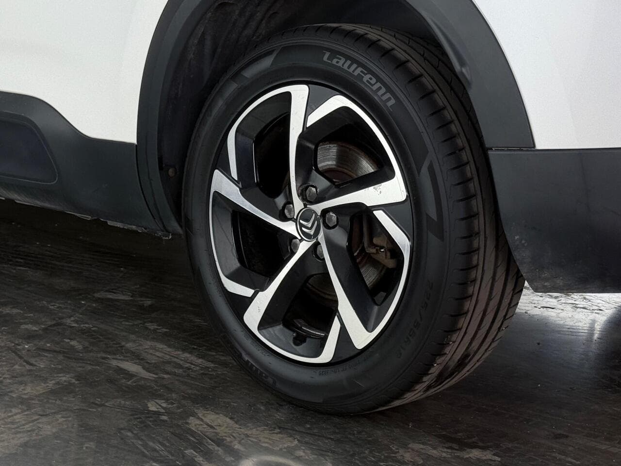 Citroen C5 Aircross thumbnail Wheel