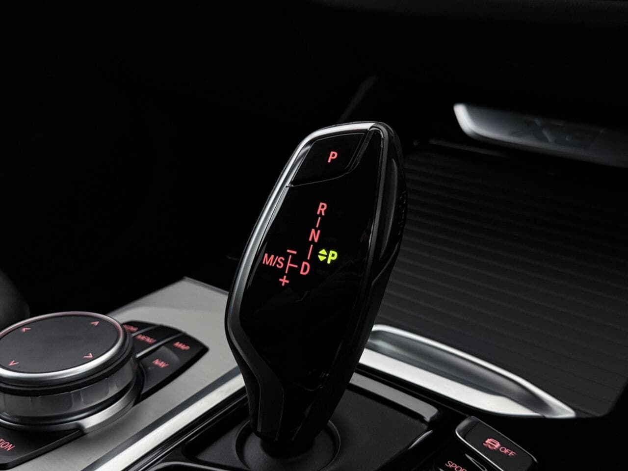 BMW X3 thumbnail Interior Front