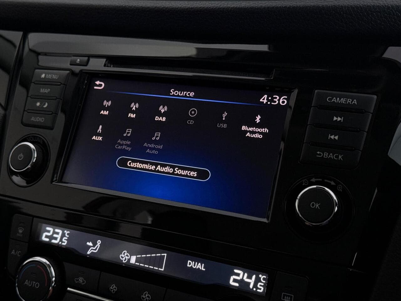Nissan Qashqai thumbnail Infotainment System