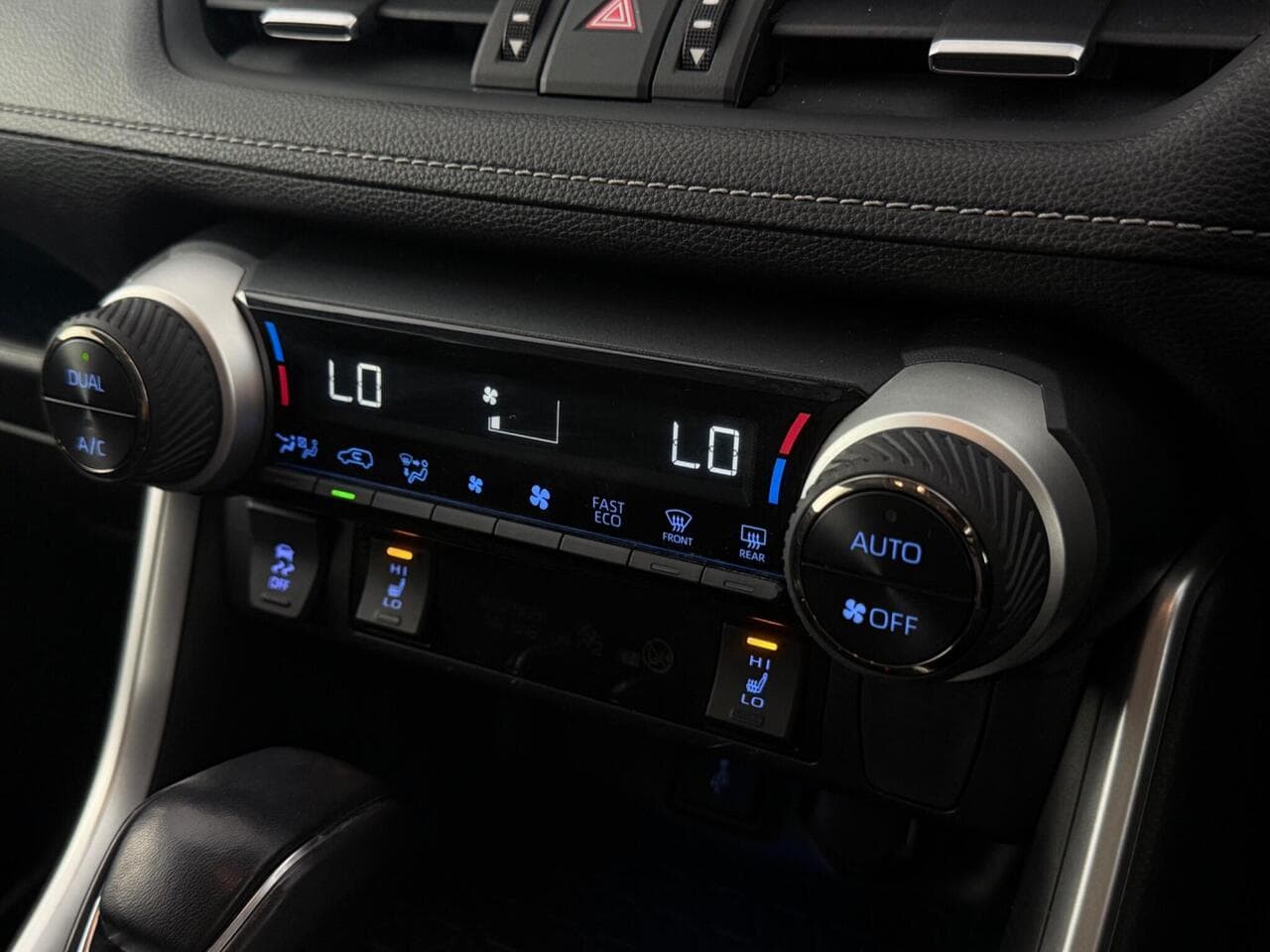 Toyota RAV4 thumbnail Misc Controls
