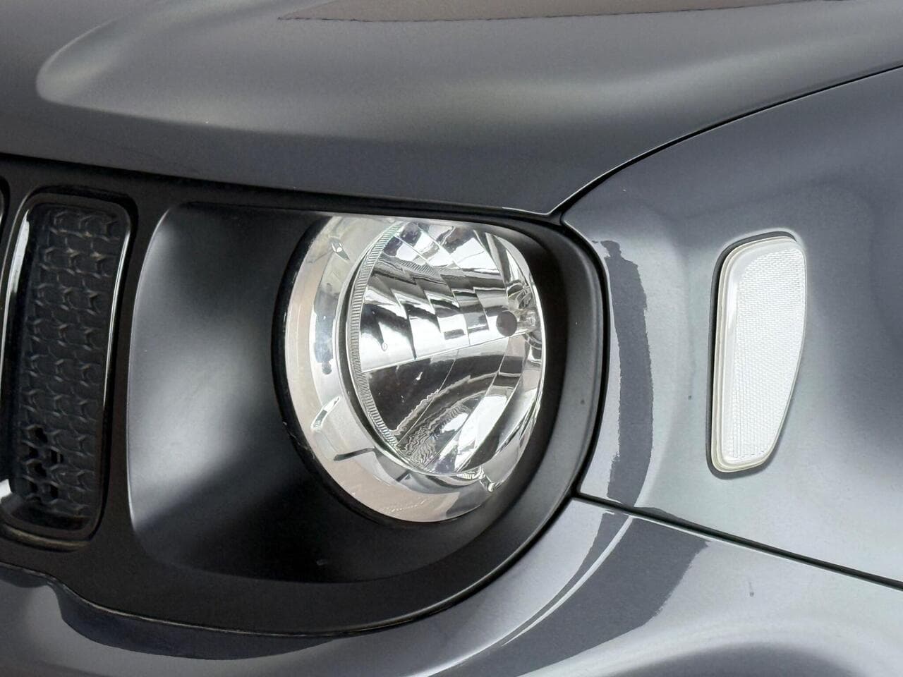 Jeep Renegade thumbnail Misc Controls