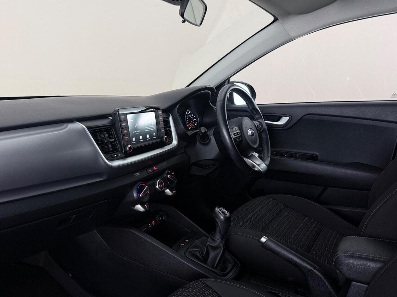 Kia Stonic thumbnail Interior Front