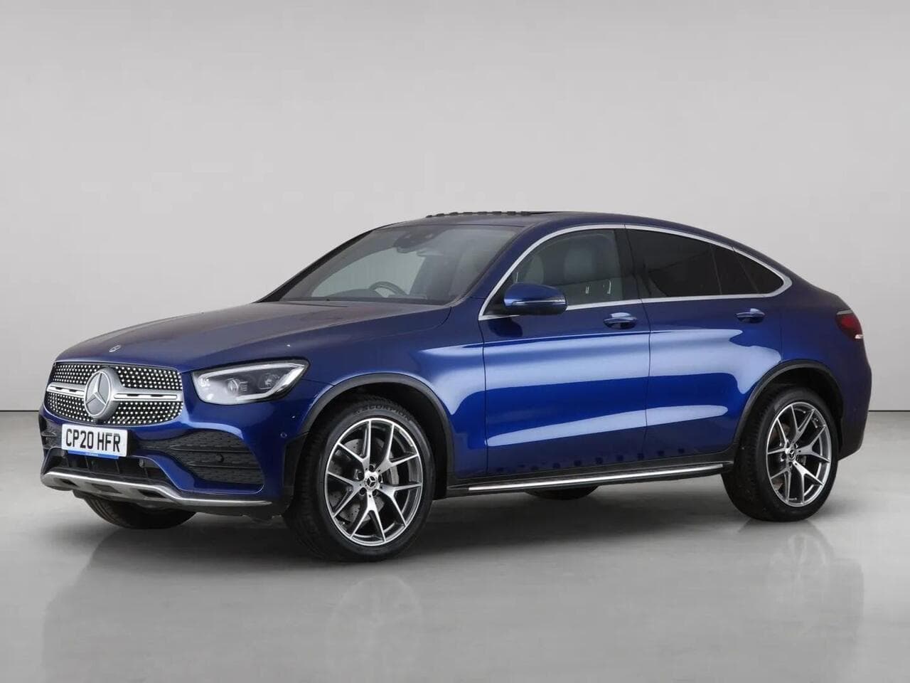 Mercedes-Benz GLC thumbnail Front Left