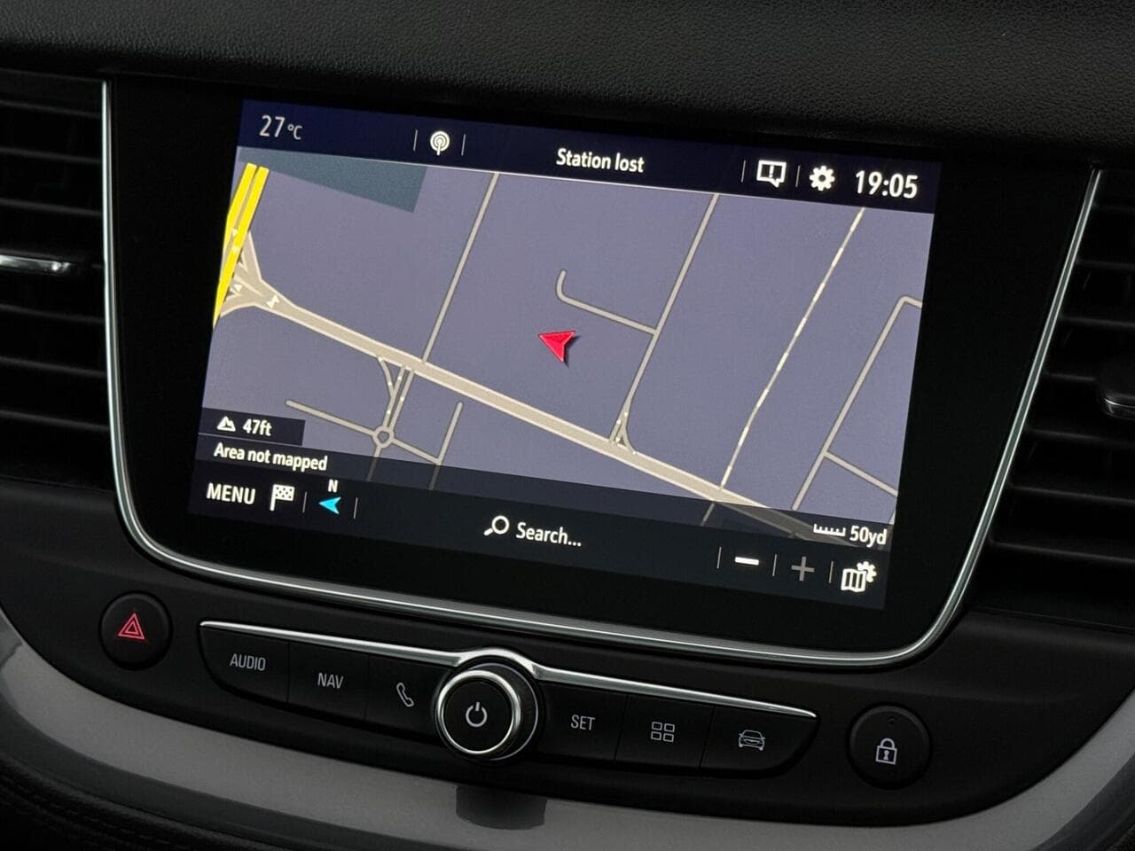 Vauxhall Grandland X thumbnail Infotainment System