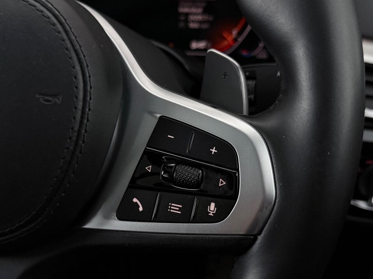 BMW 6 Series Gran Turismo thumbnail Misc Controls