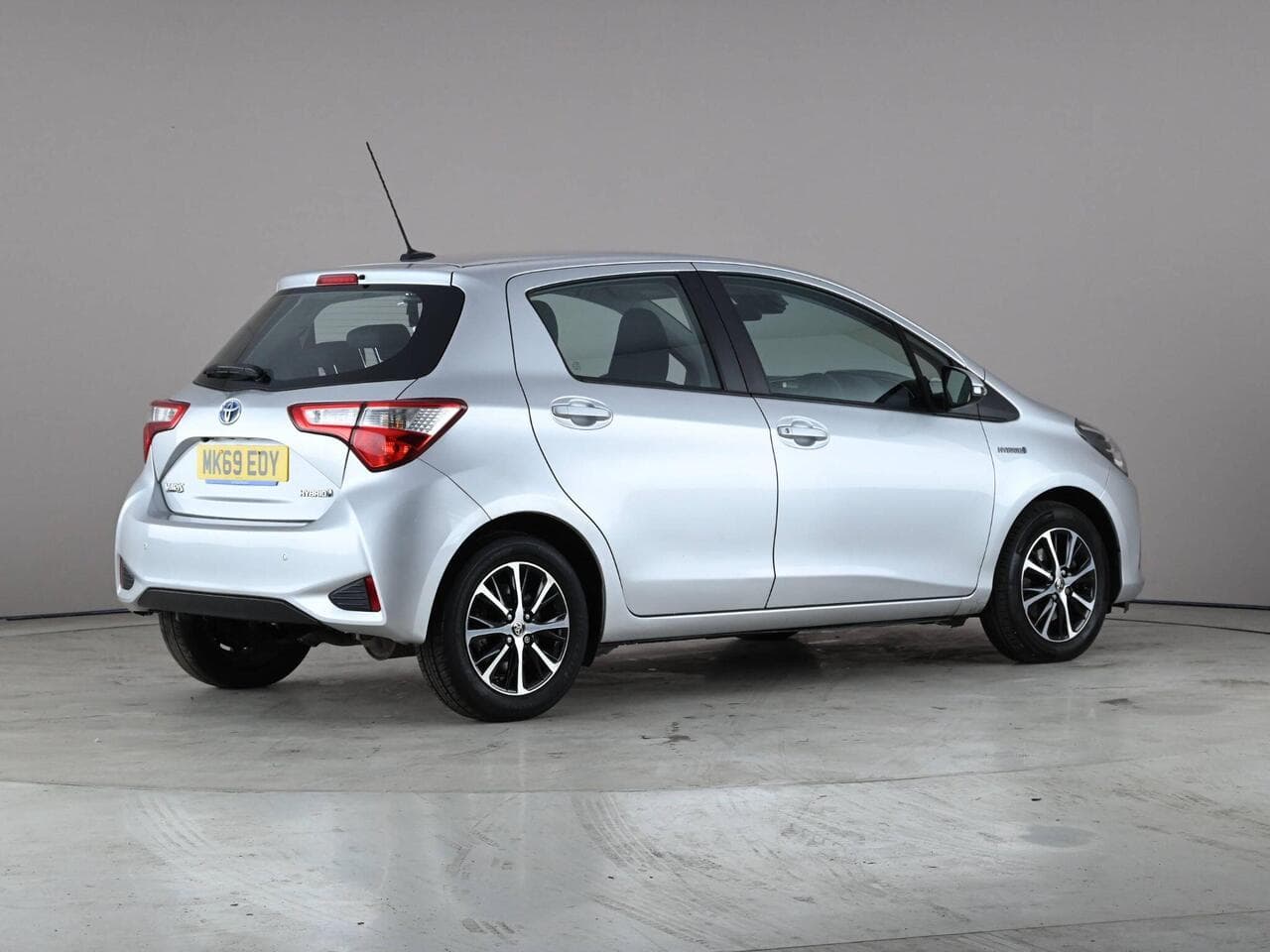 Toyota Yaris thumbnail Inconclusive