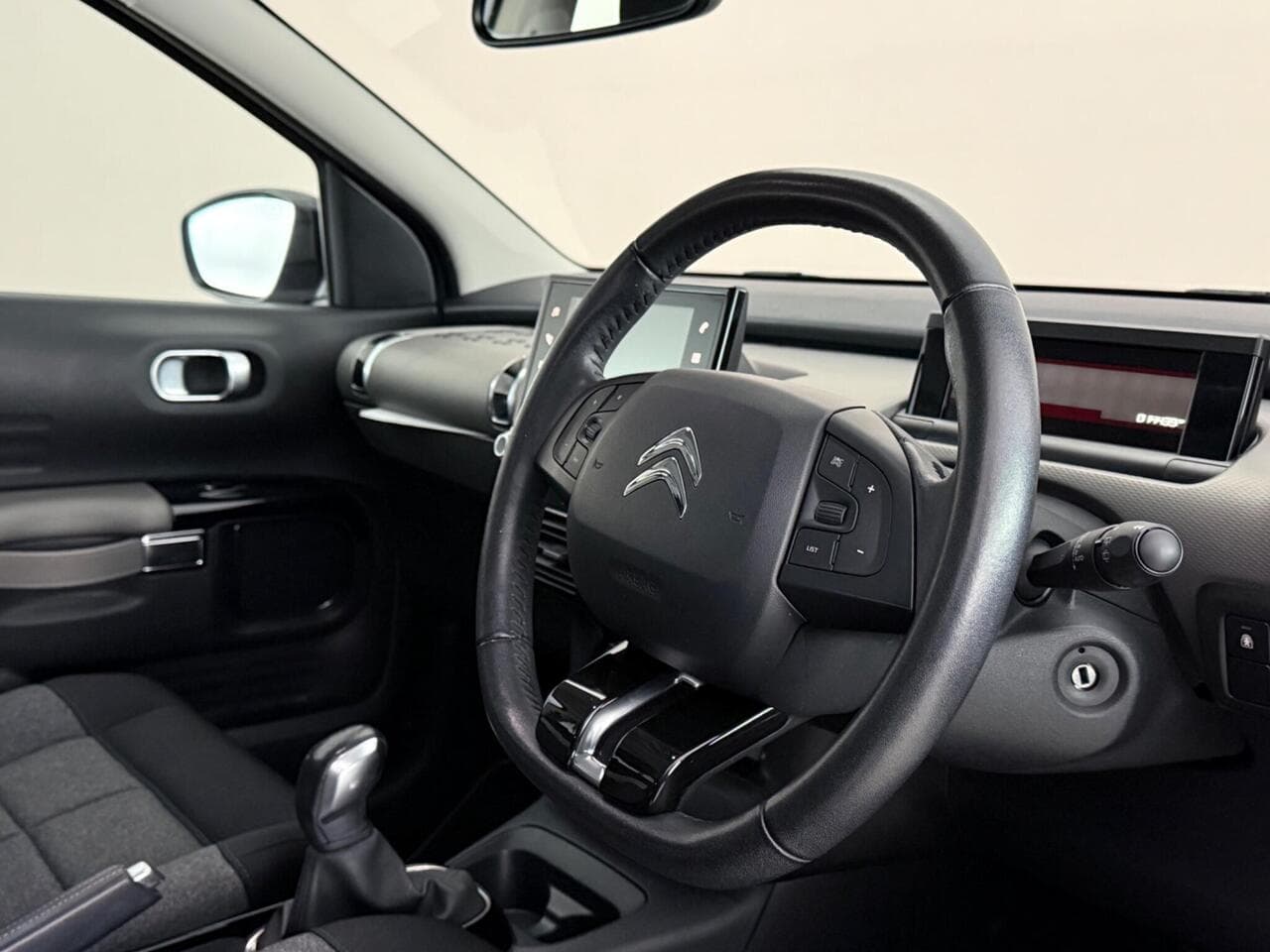 Citroen C4 Cactus thumbnail Interior Front