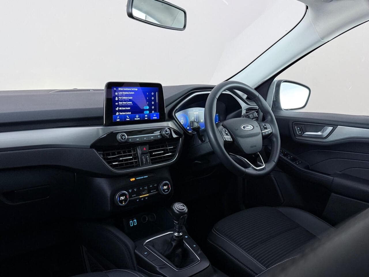 Ford Kuga thumbnail Interior Front