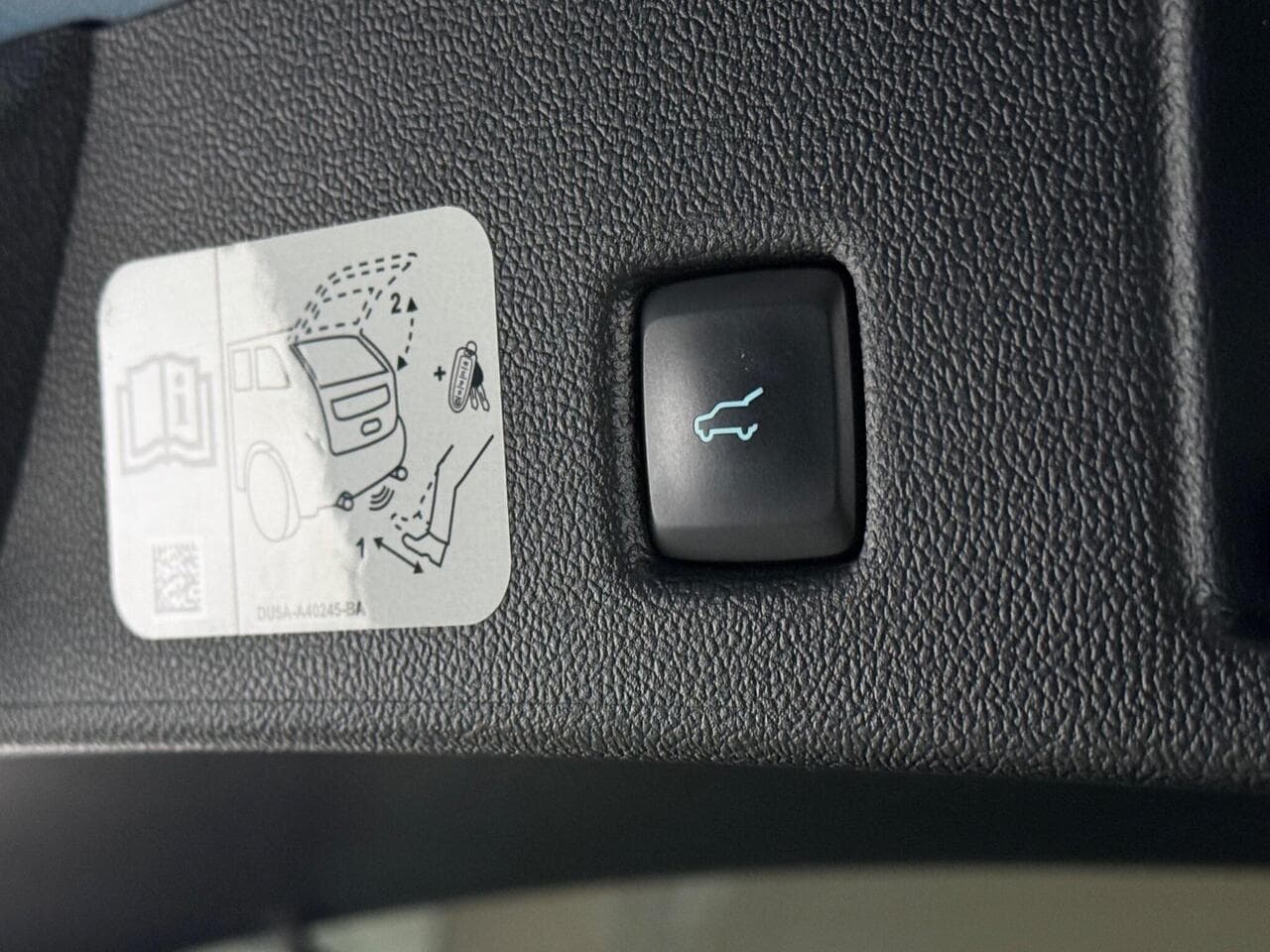 Ford Kuga thumbnail Misc Controls