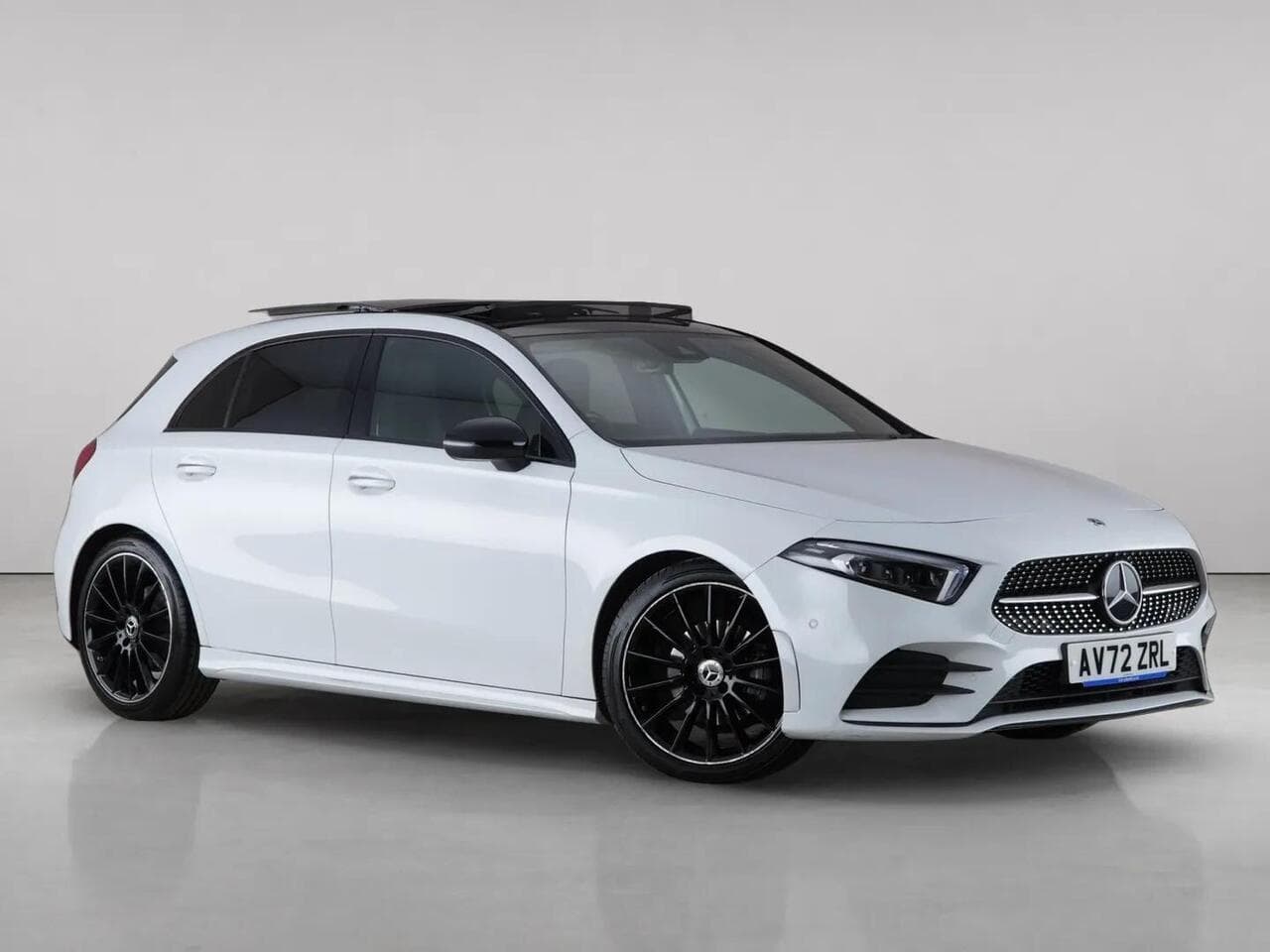 Mercedes-Benz A Class - Mercedes-Benz A Class 1.3 A180 AMG Line Night Edition (Premium Plus) 7G-DCT Euro 6 (s/s) 5dr