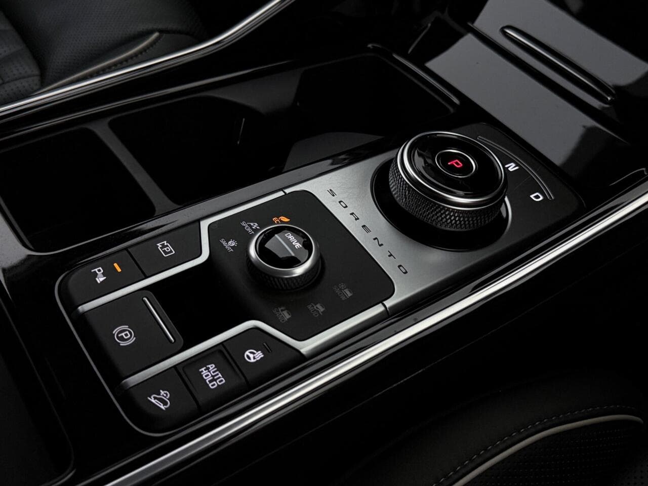 Kia Sorento thumbnail Misc Controls