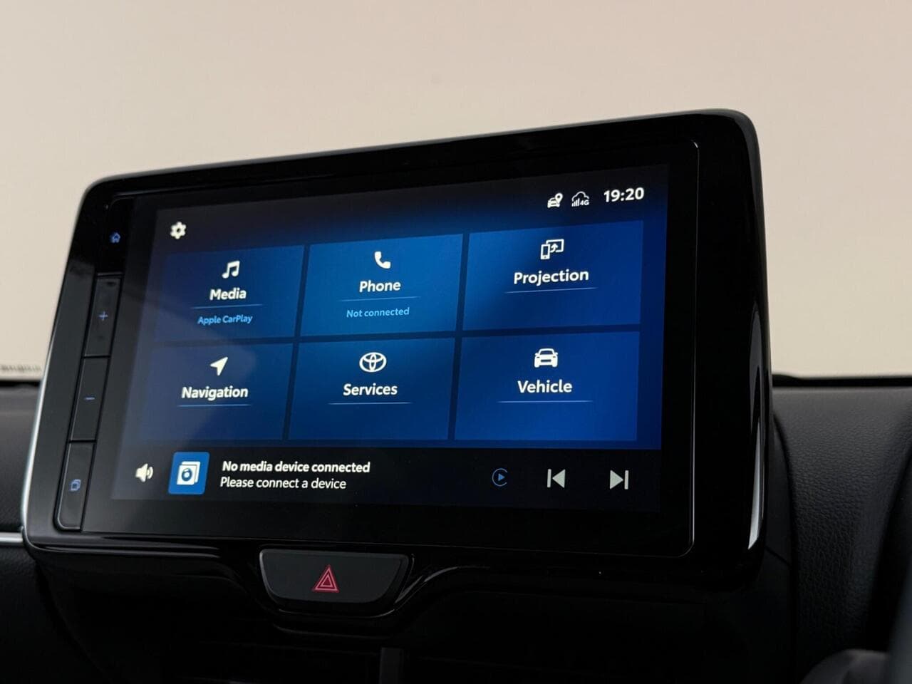 Toyota Yaris thumbnail Infotainment System