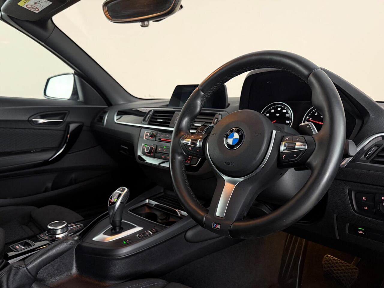 BMW 2 Series thumbnail Steering Wheel