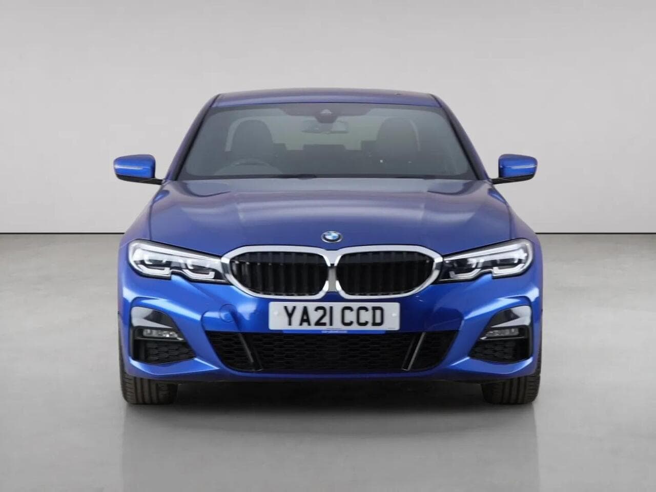 BMW 3 Series thumbnail Front