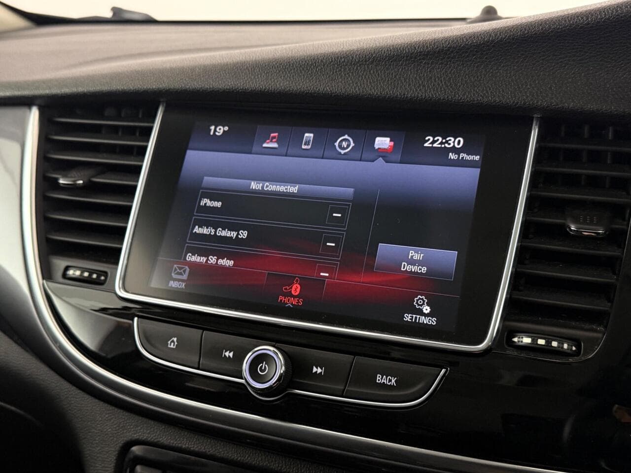Vauxhall Mokka X thumbnail Infotainment System