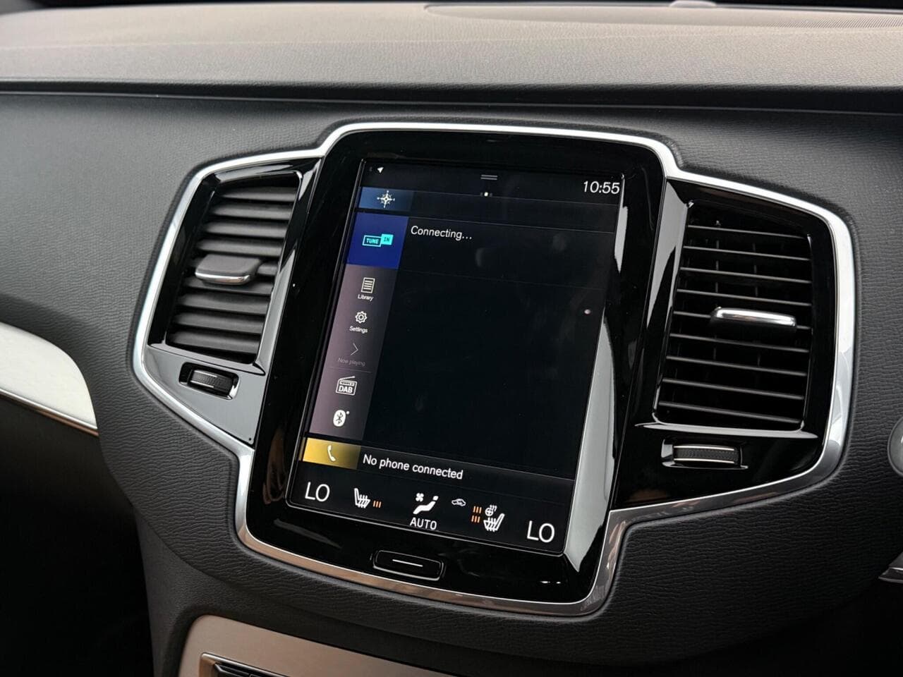 Volvo XC90 thumbnail Infotainment System