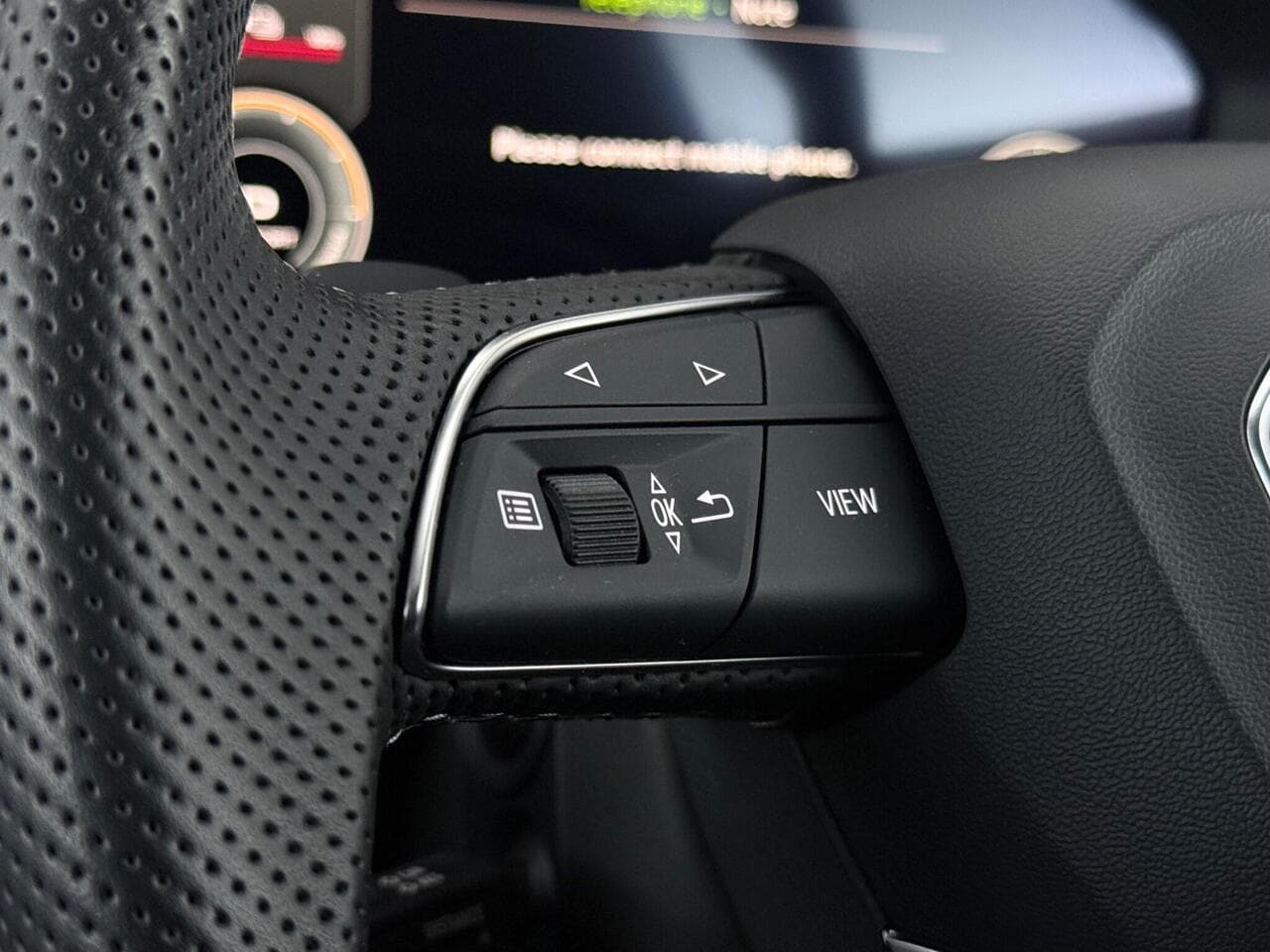 Audi Q5 thumbnail Misc Controls