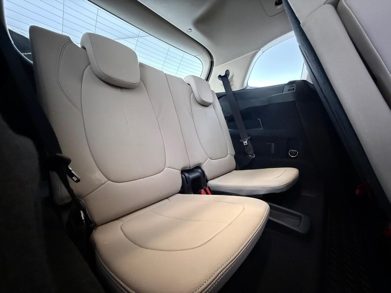 BMW 2 Series Gran Tourer thumbnail Seats Rear