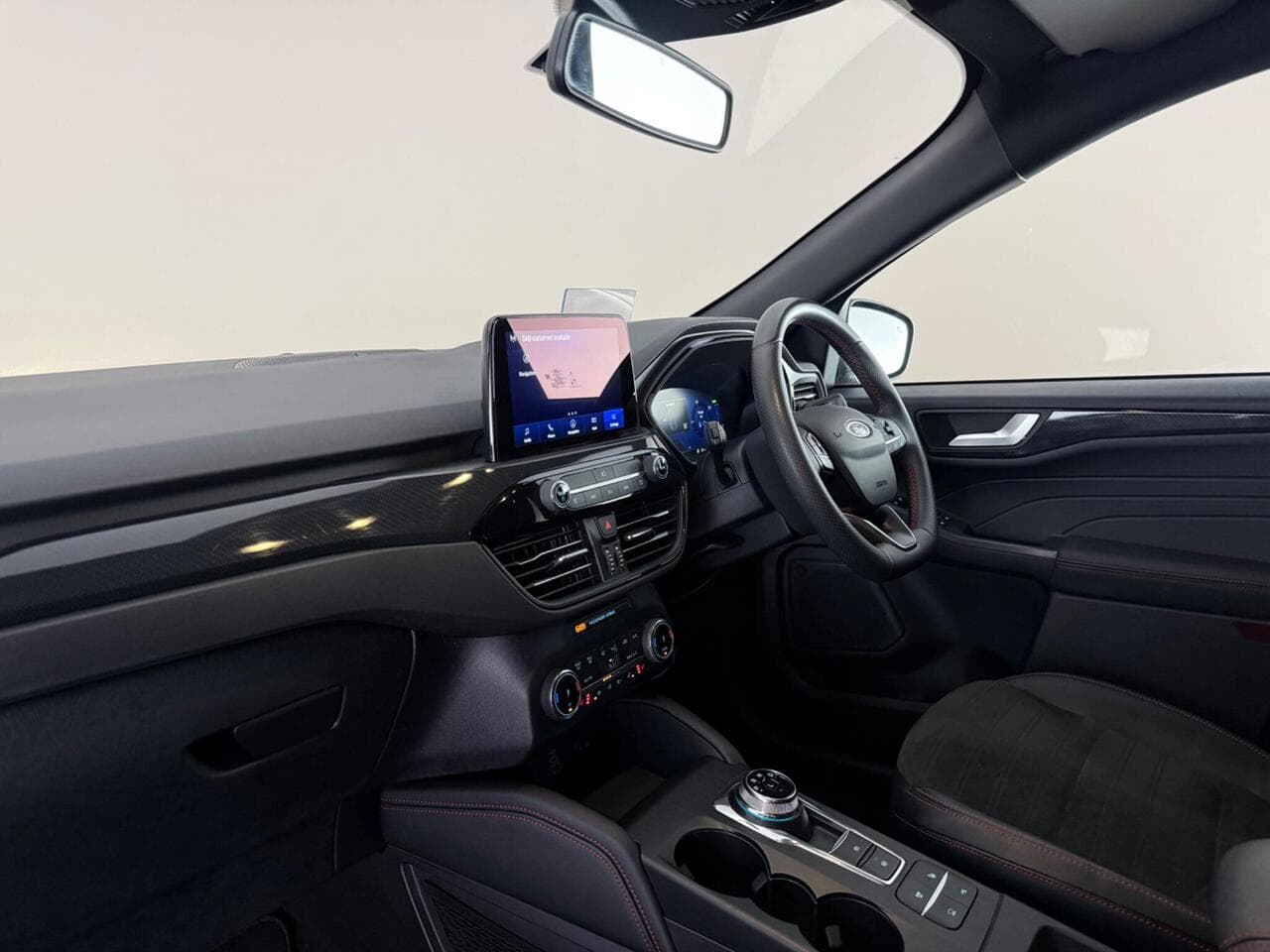 Ford Kuga thumbnail Interior Front
