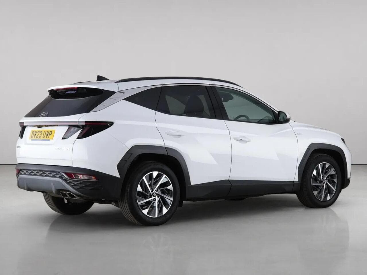 Hyundai TUCSON thumbnail Rear Right