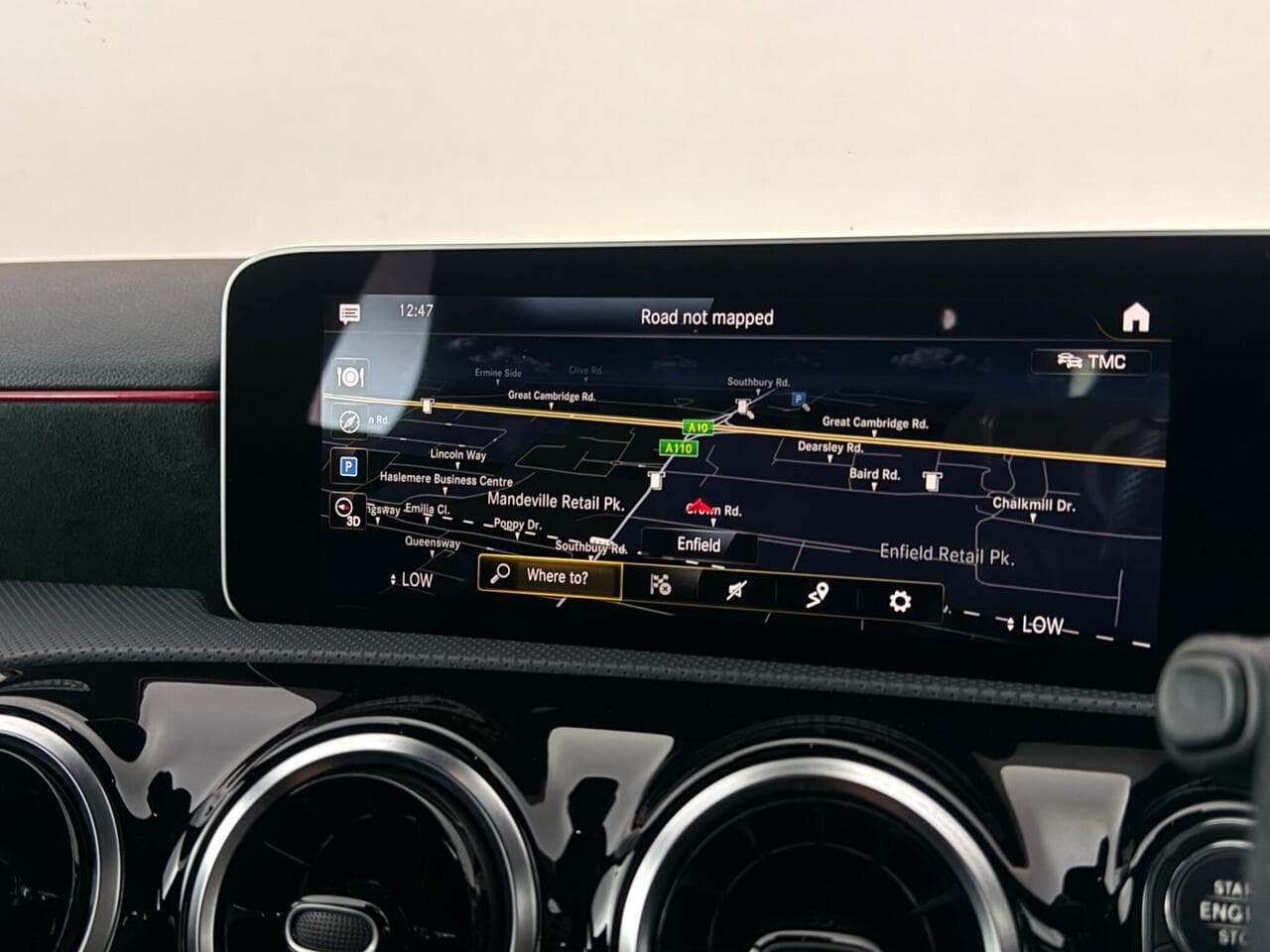 Mercedes-Benz A Class thumbnail Infotainment System