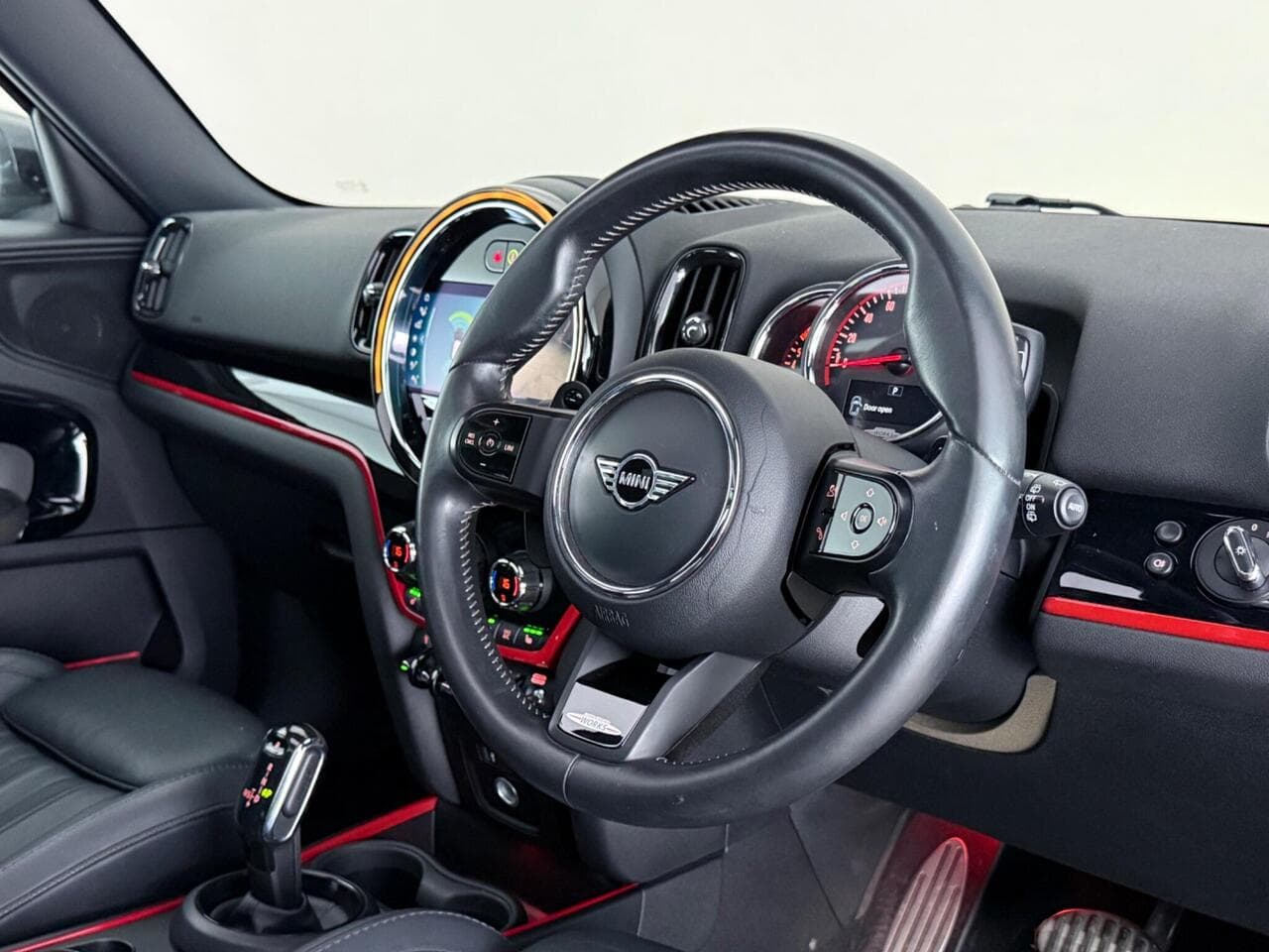 MINI Countryman thumbnail Interior Front