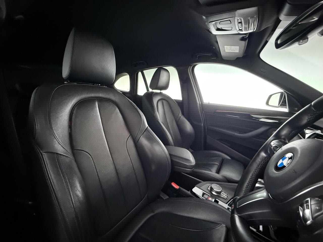 BMW X1 thumbnail Seat Driver