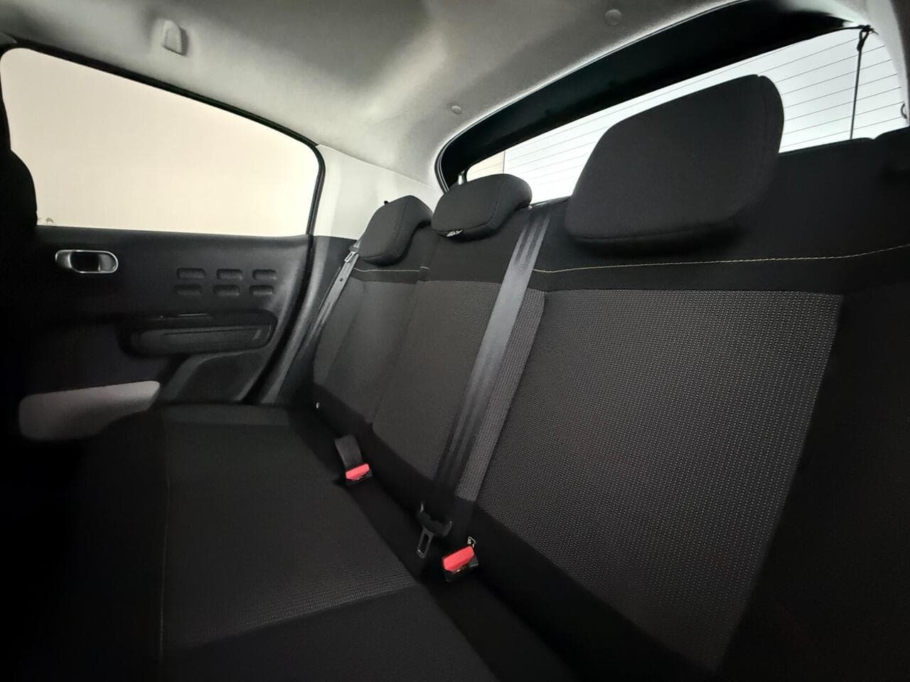 Citroen C3 thumbnail Seats Rear