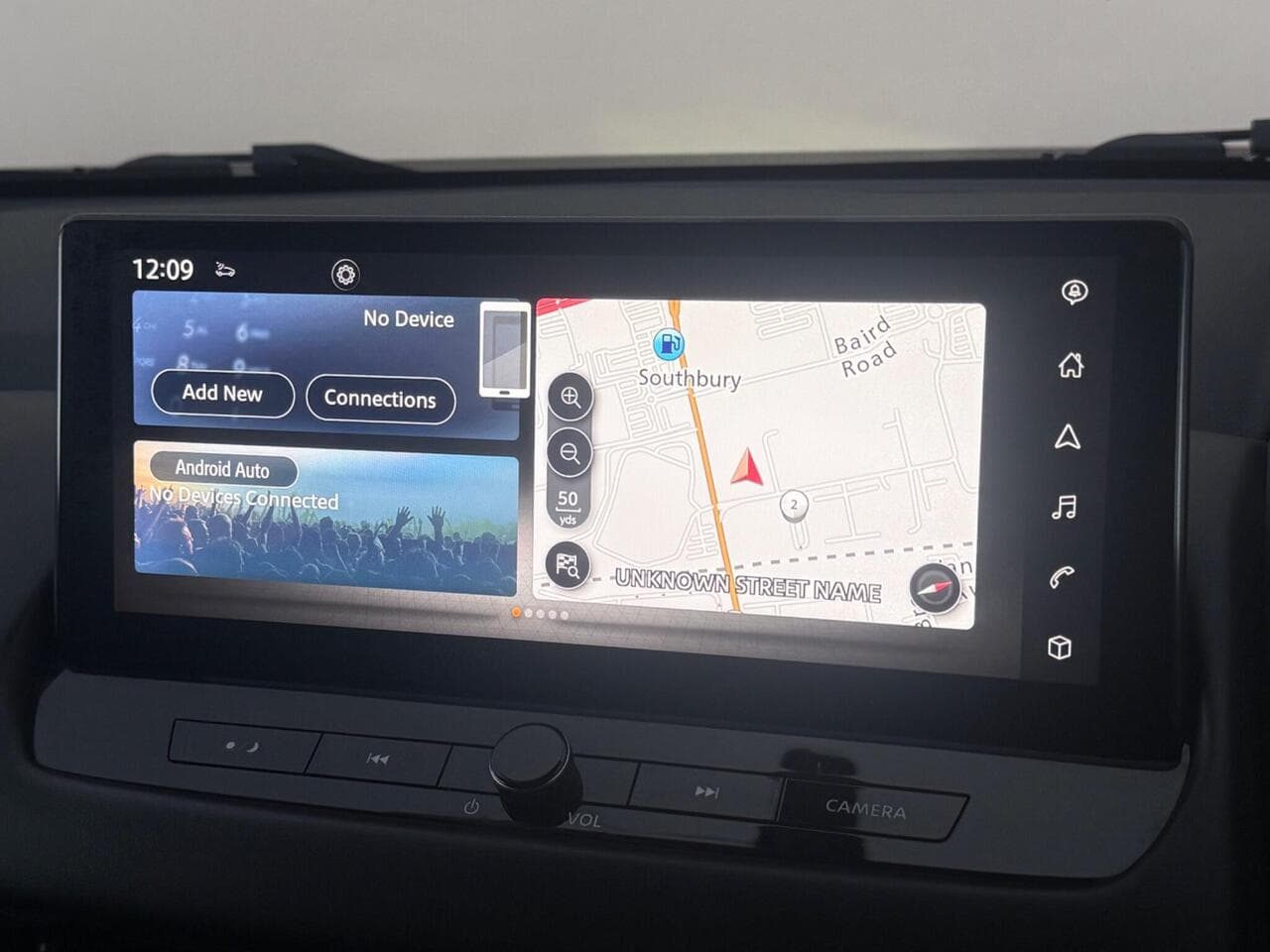 Nissan Qashqai thumbnail Infotainment System