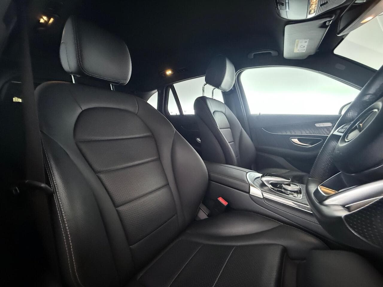 Mercedes-Benz GLC thumbnail Seat Driver