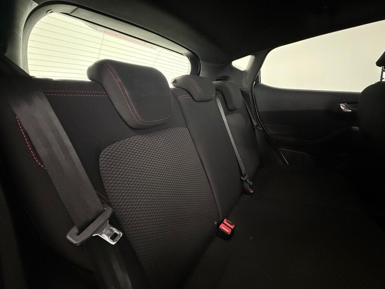 Ford Fiesta thumbnail Seats Rear