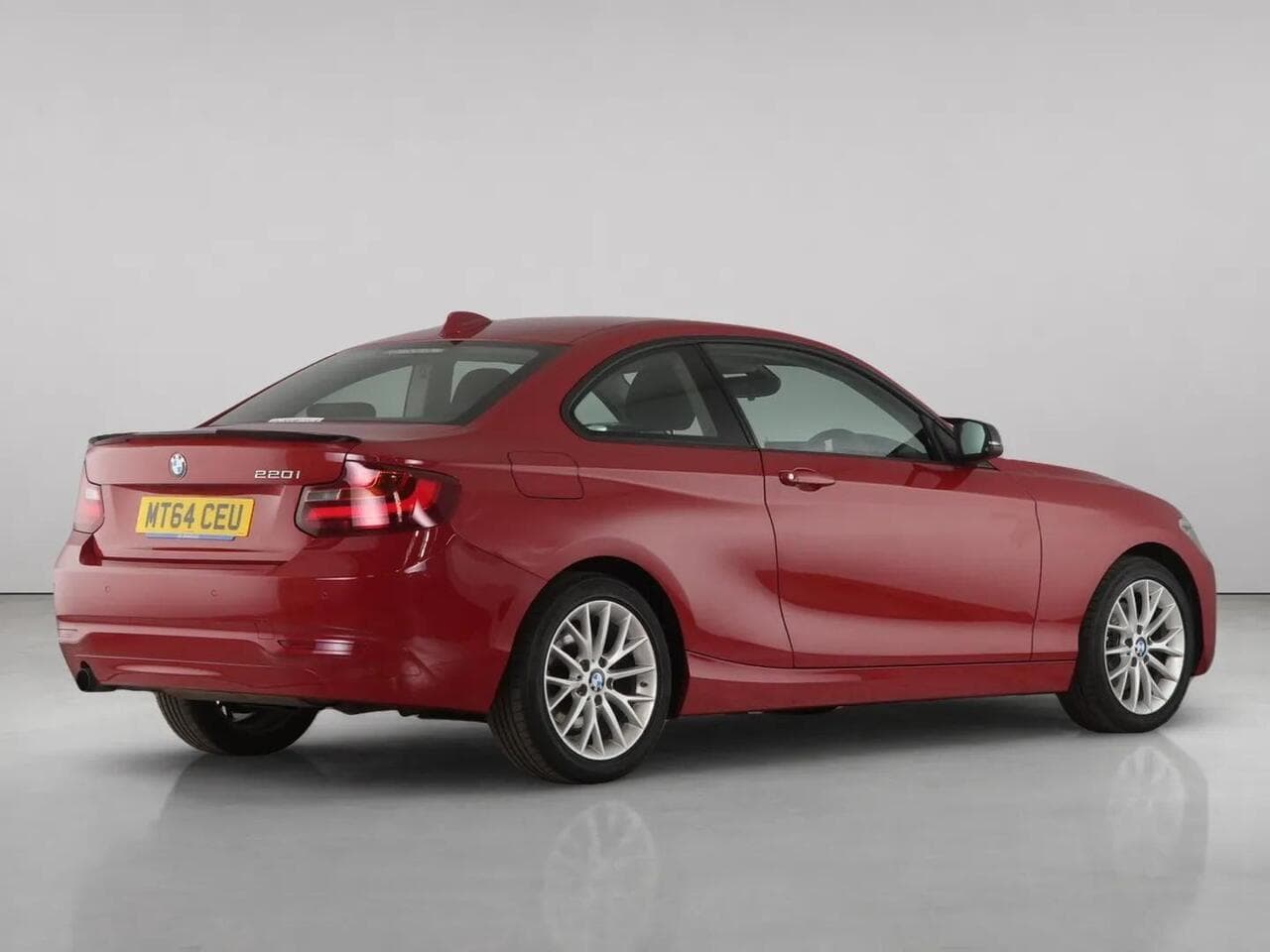 BMW 2 Series thumbnail Rear Right