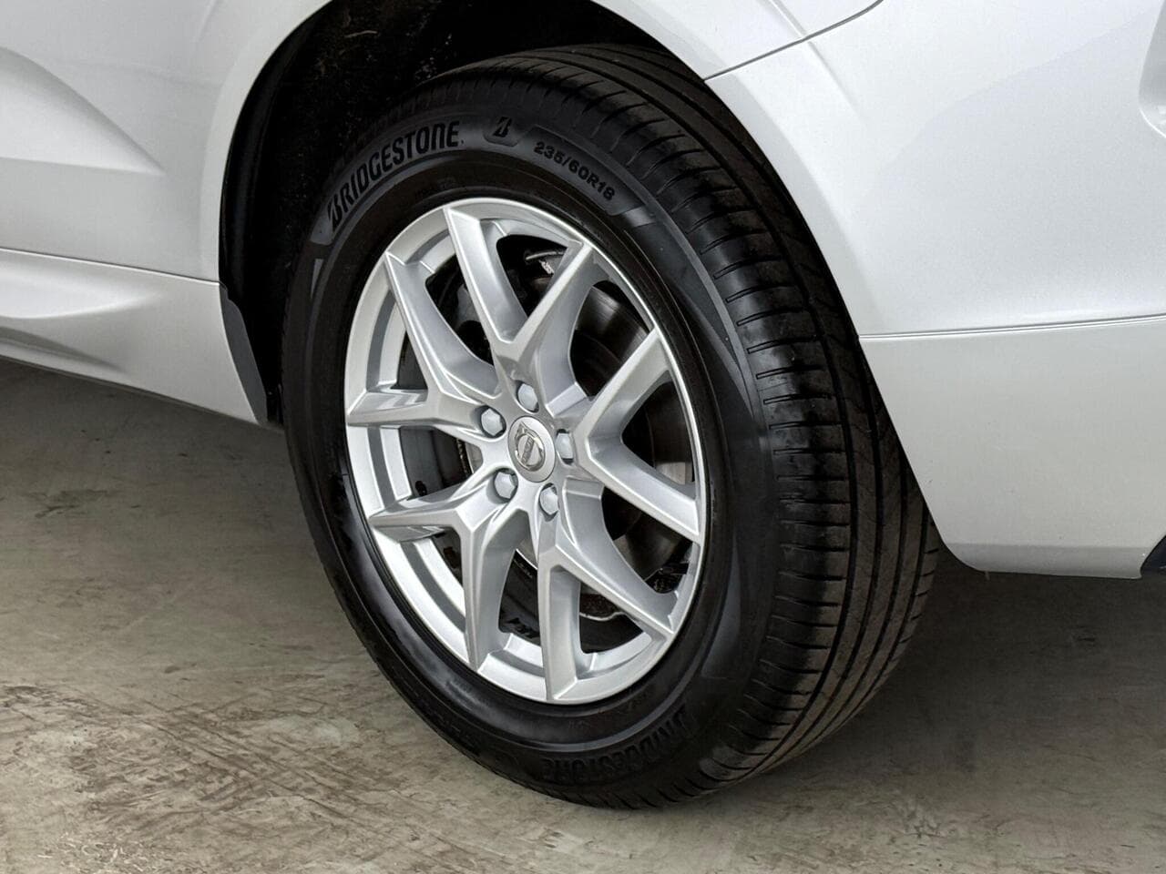 Volvo XC60 thumbnail Wheel