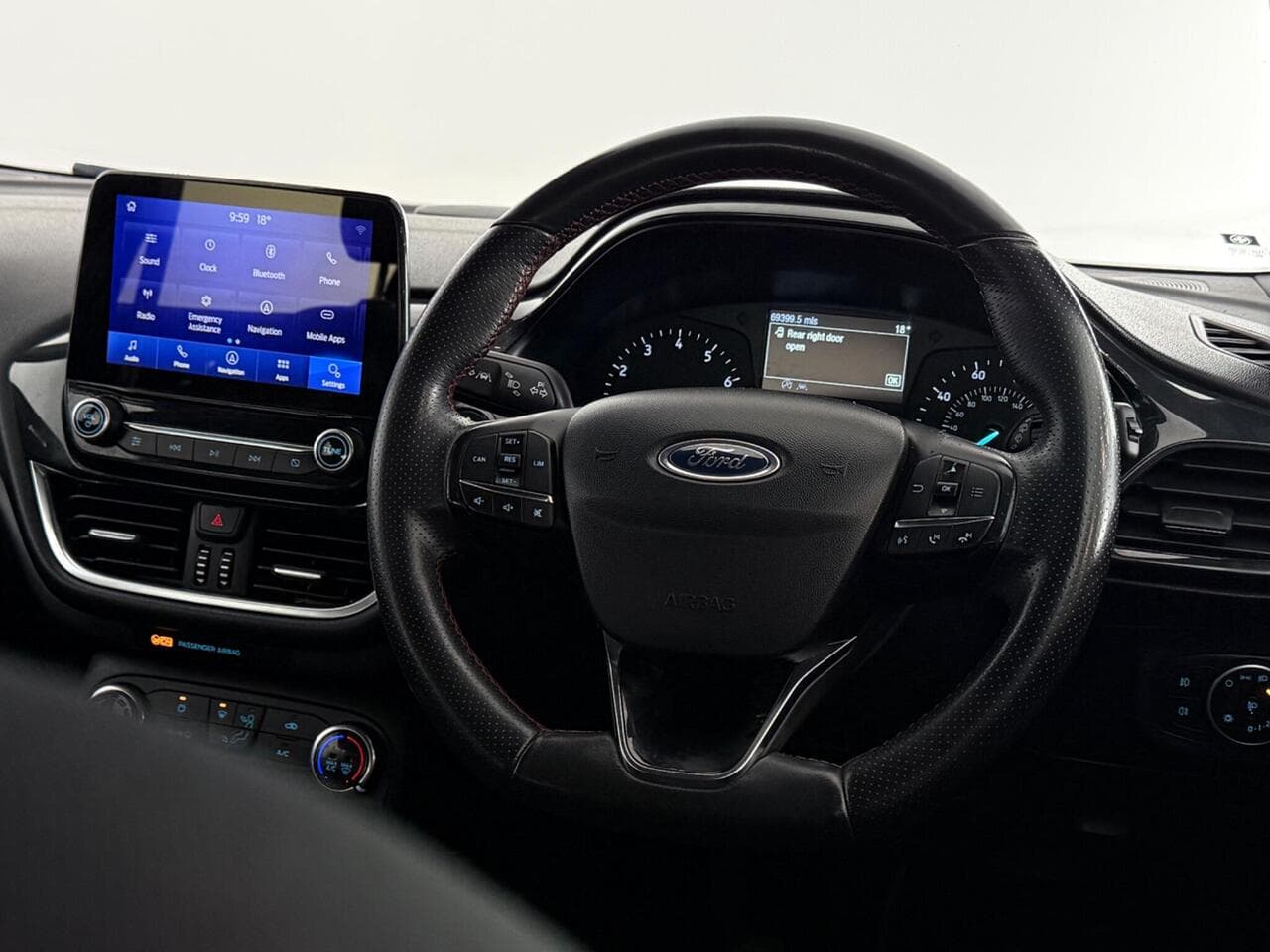 Ford Fiesta thumbnail Steering Wheel