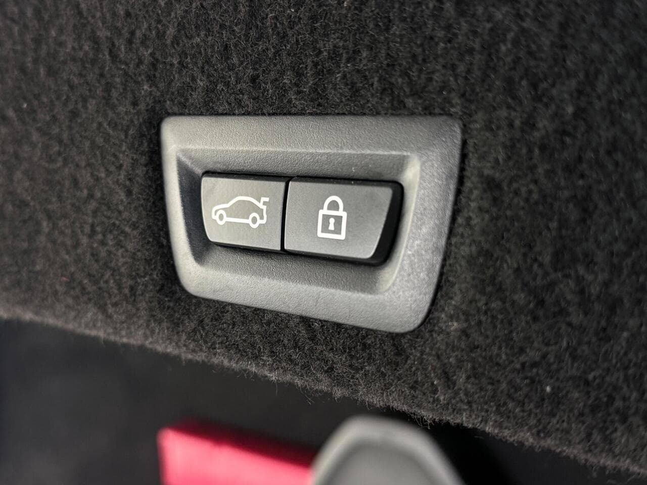 BMW 7 Series thumbnail Misc Controls