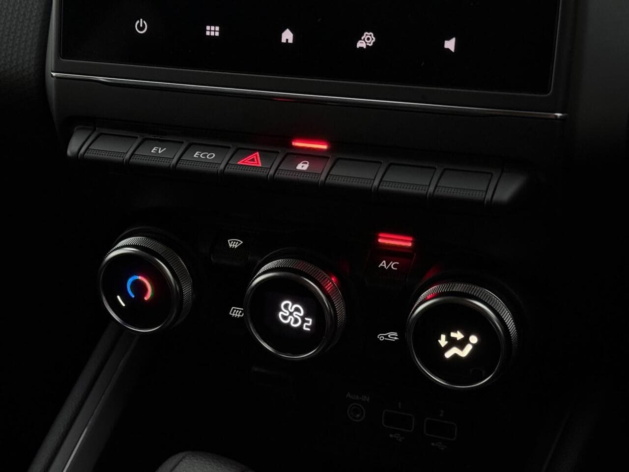 Renault Clio thumbnail Misc Controls