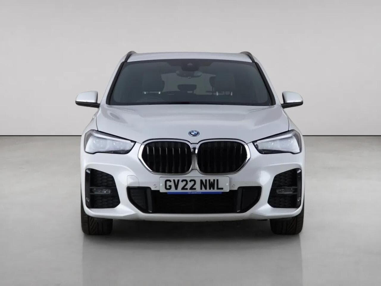 BMW X1 thumbnail Front