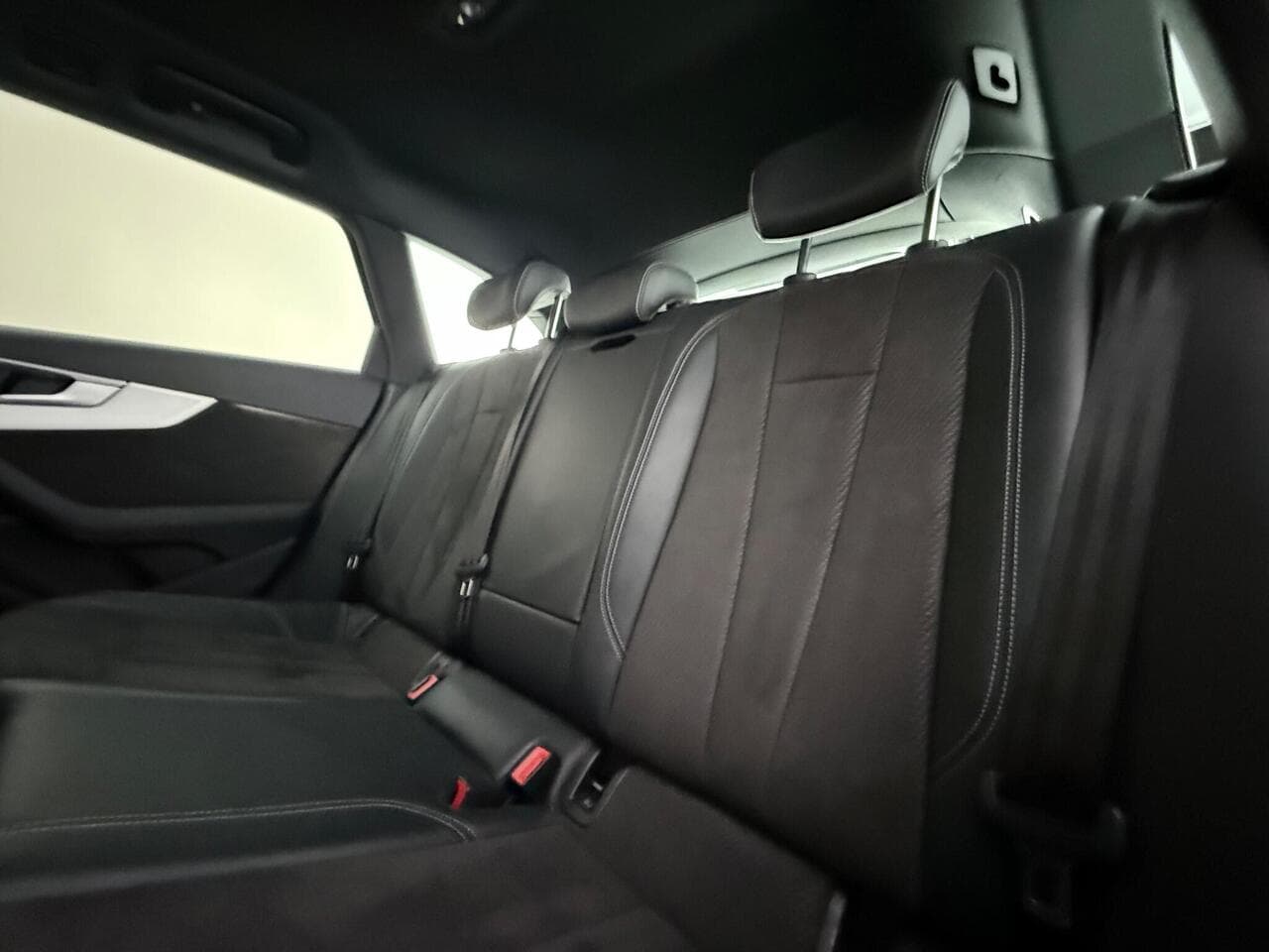 Audi A4 Avant thumbnail Seats Rear