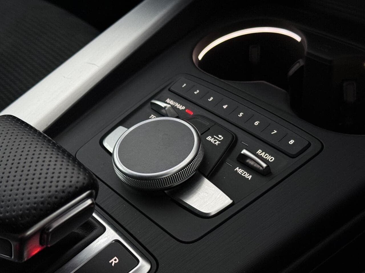 Audi A5 thumbnail Misc Controls