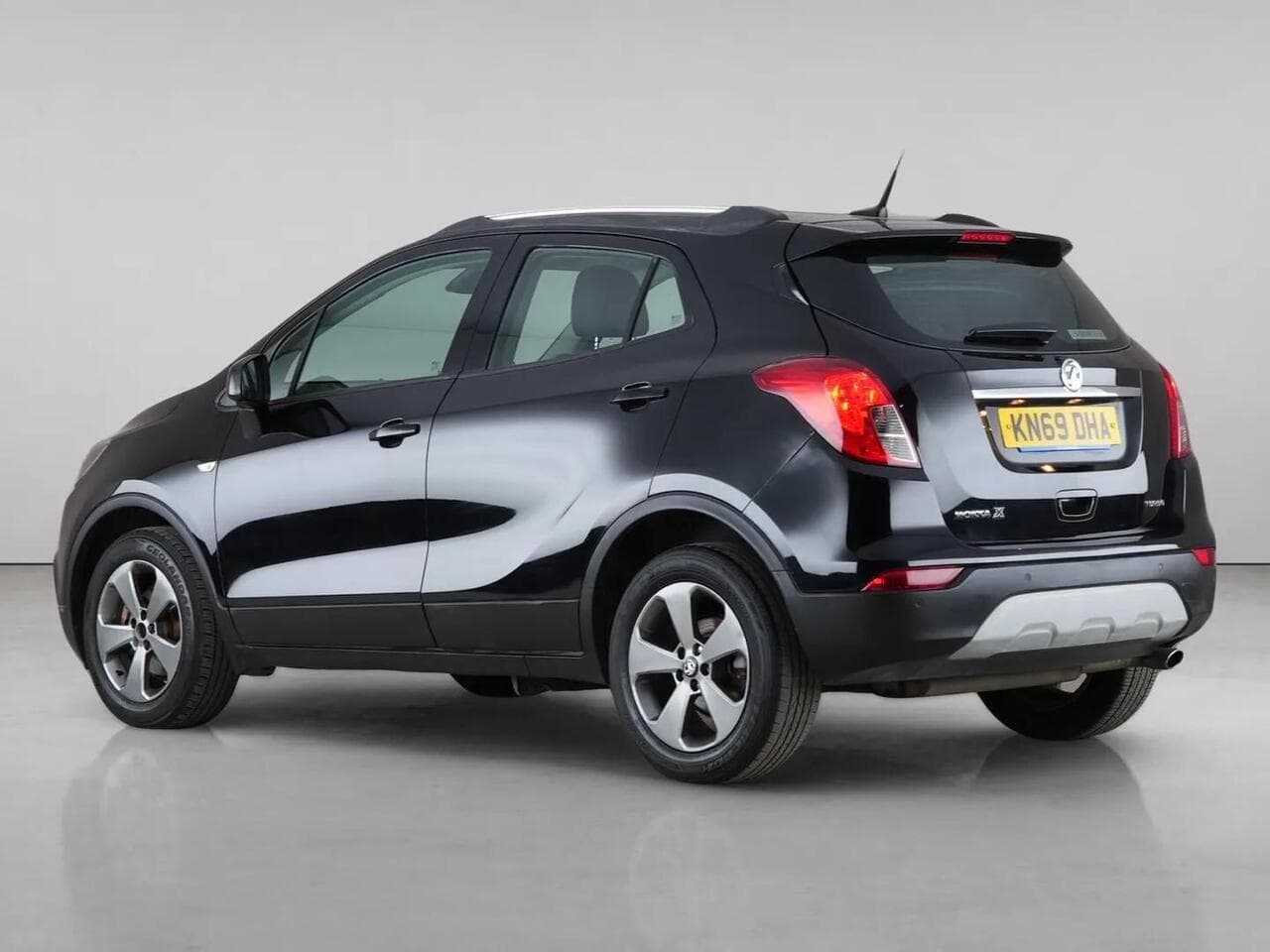 Vauxhall Mokka X thumbnail Rear Left