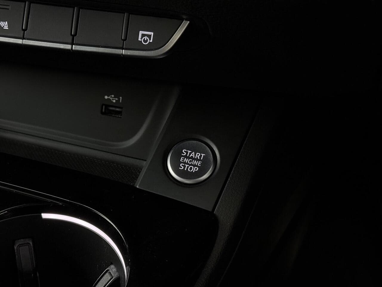 Audi A5 thumbnail Misc Controls