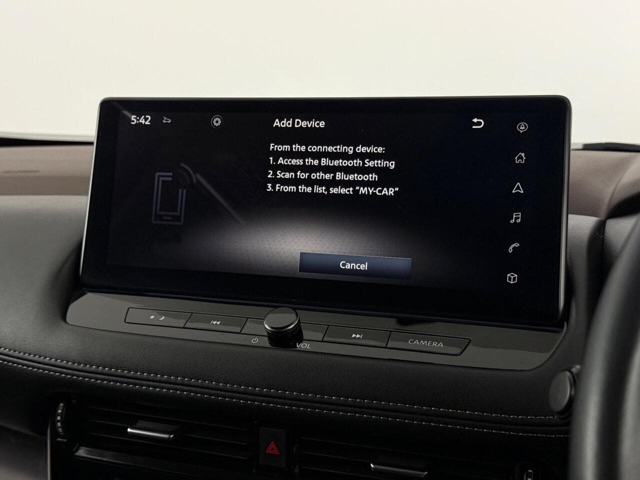 Nissan X-Trail thumbnail Infotainment System